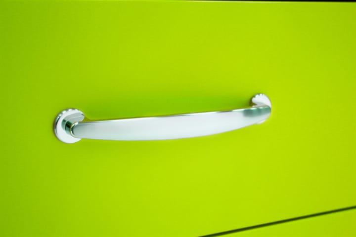 MALIBU Sängbord 60 cm med Förvaring 2 Lådor Grön/Krom - Tenzo - Möbler - Sovrum - Sängbord
