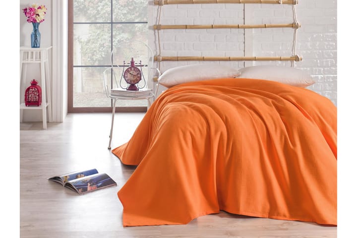BELLA CARINE BY ESIL HOME Överkast 160x240 Orange - Textilier & mattor - Sängkläder